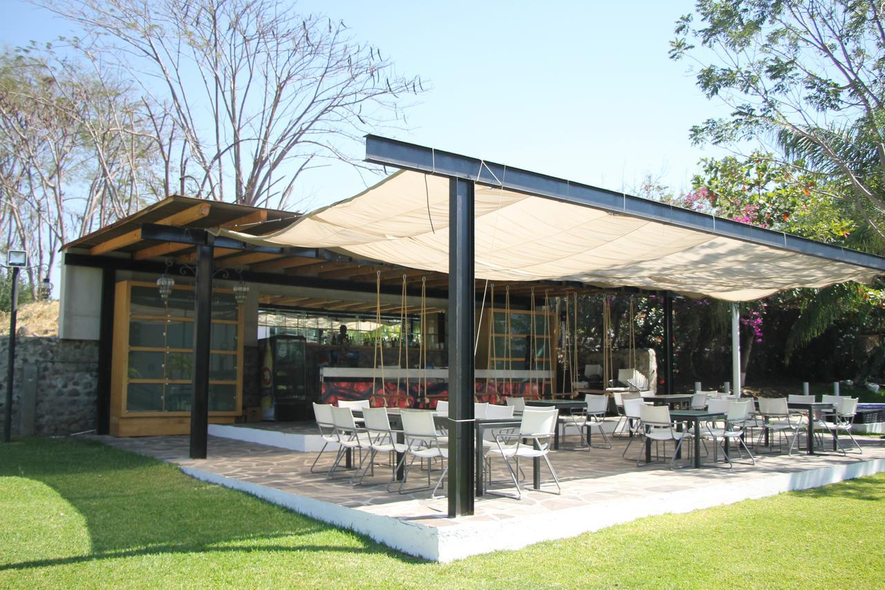 Hotel Brium Villa de Alvarez Exterior photo