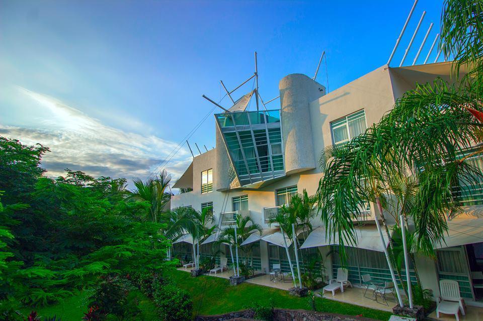 Hotel Brium Villa de Alvarez Exterior photo